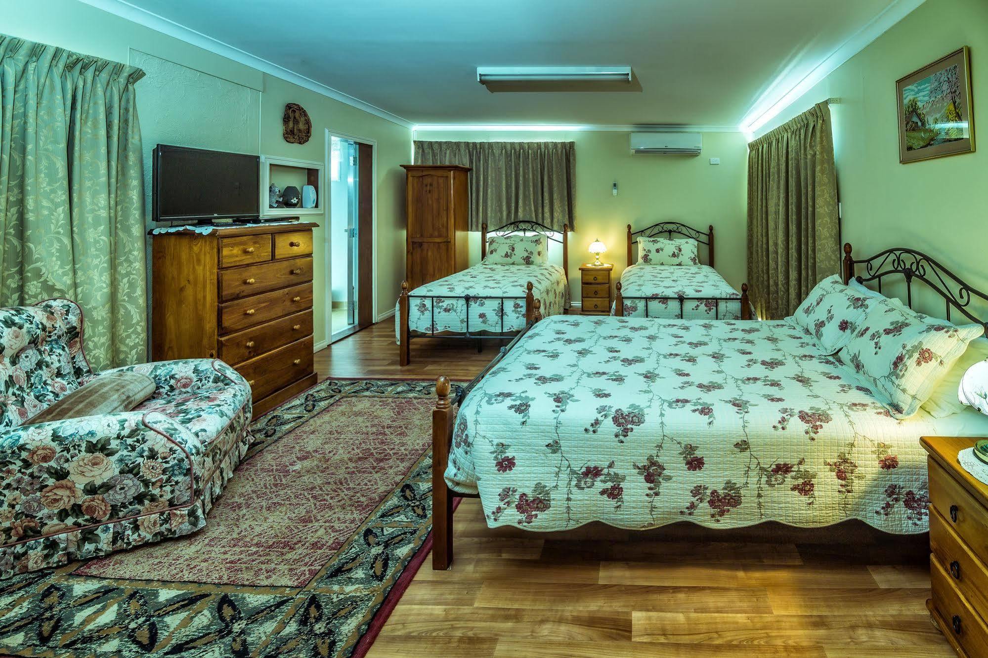 Armadale Cottage Bed & Breakfast Redcliffe Exteriör bild