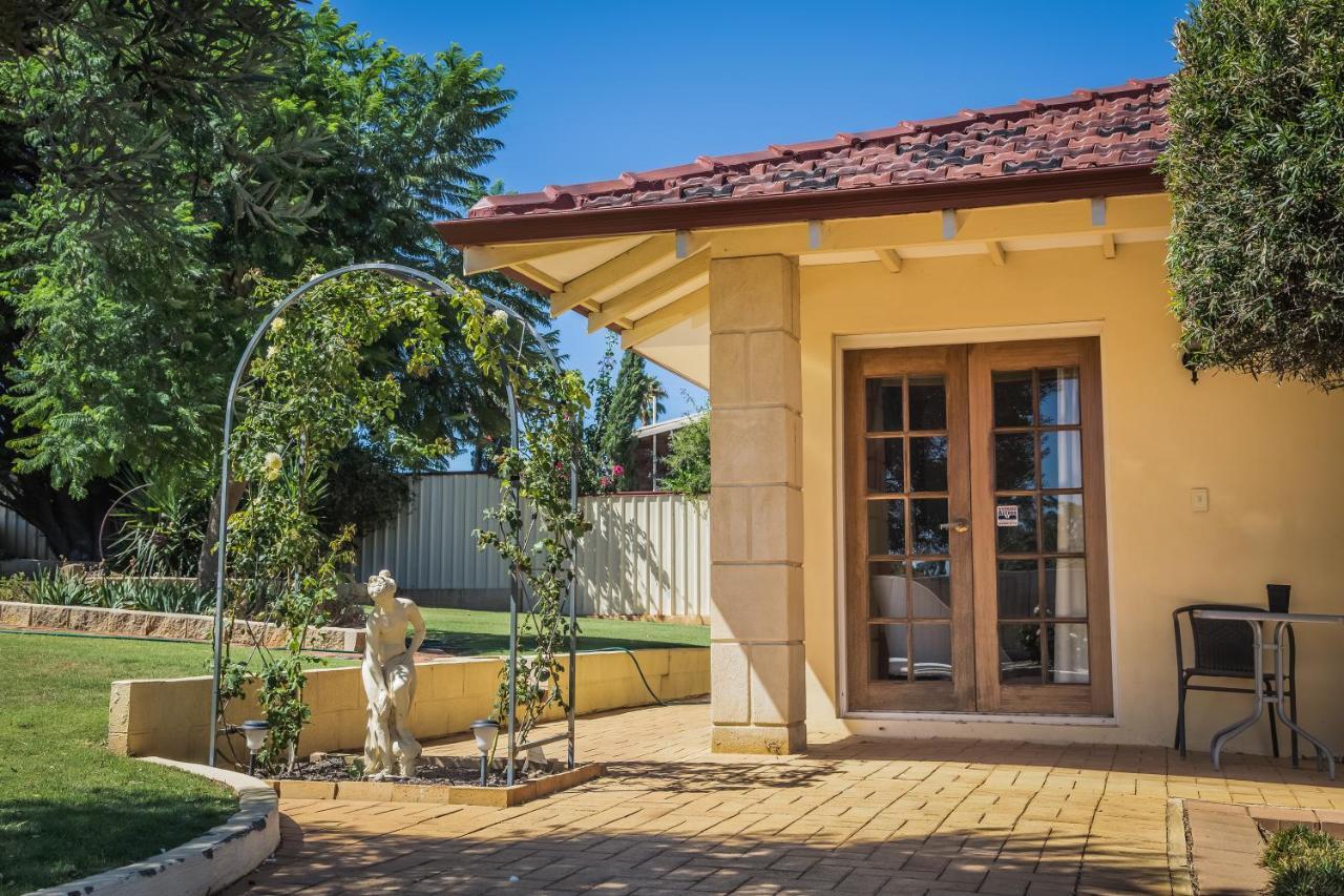 Armadale Cottage Bed & Breakfast Redcliffe Exteriör bild
